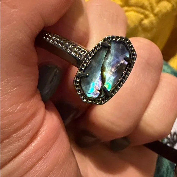 Kendra Scott Iridescent Abalone Cuff Bracelet in Blue-Green - Picture 5 of 6